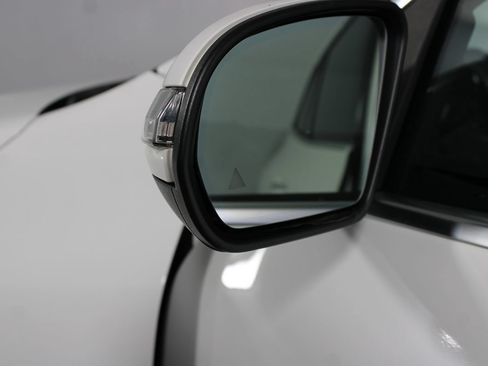 Used 2021 Mercedes-Benz GLA 250 4MATIC w/ Premium Package image 22