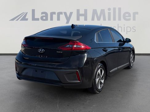 Used 2018 Hyundai Ioniq SEL image 5