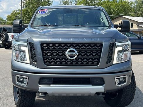 Used 2018 Nissan Titan PRO-4X image 3