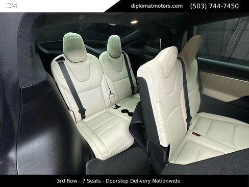 Used 2024 Tesla Model X Standard Sport Utility 4D image 22