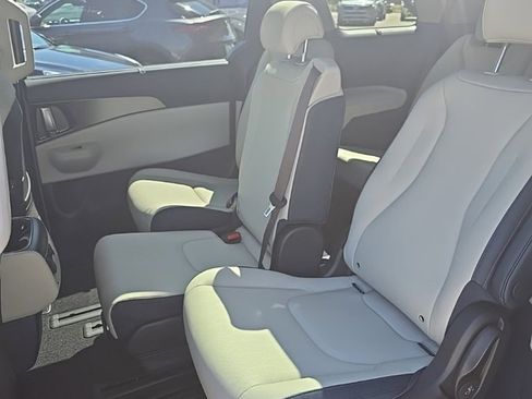 New 2026 Kia Carnival SX w/ SX Dark Edition Package image 14