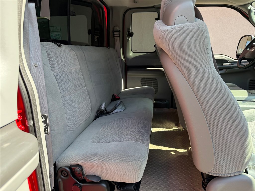 Used 2004 Ford F250 4x4 SuperCab Super Duty image 6