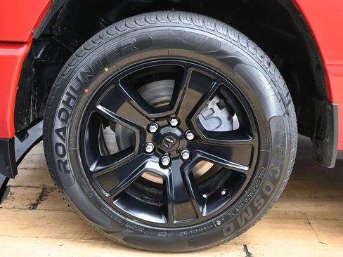 Used 2022 RAM 1500 Big Horn AWD/4WD image 11