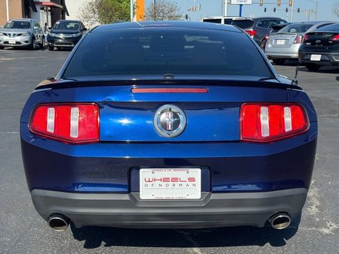 Used 2012 Ford Mustang Premium image 6