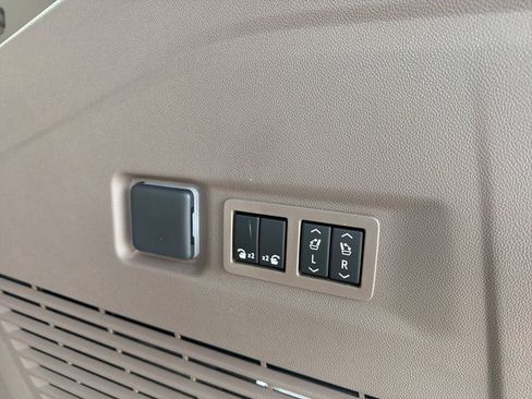 New 2026 GMC Yukon XL Denali w/ Sun & Power Step Package image 11