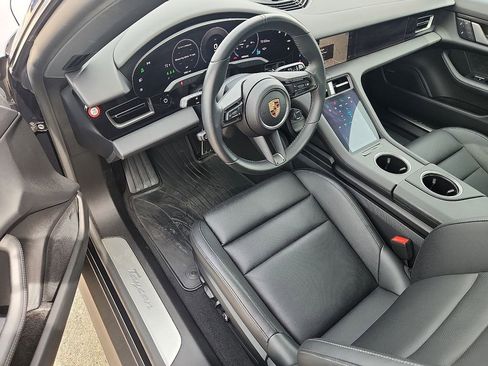 Certified 2025 Porsche Taycan image 4