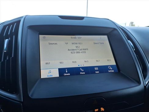 Used 2020 Ford Edge SE image 23