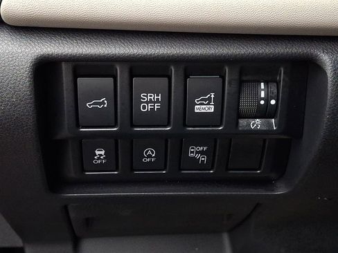 Used 2023 Subaru Forester Limited AWD/4WD image 30