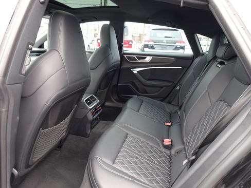 Certified 2025 Audi S7 Premium Plus image 13