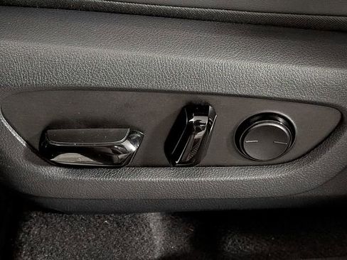 Certified 2025 Lexus RX 350 FWD image 28