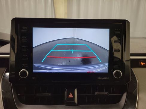 Used 2022 Toyota Corolla LE image 19