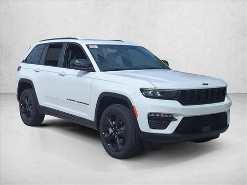 New 2025 Jeep Grand Cherokee Limited image 7