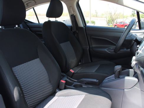 Used 2024 Nissan Versa S w/ Trunk Package image 26