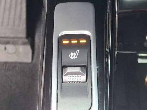 Used 2023 Kia Sorento SX AWD/4WD image 24
