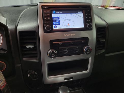Used 2014 Nissan Titan PRO-4X w/ Pro-4x Luxury Package AWD/4WD image 15