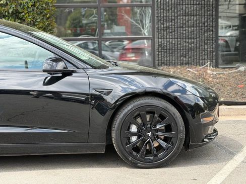 Used 2023 Tesla Model 3 Standard Range image 23