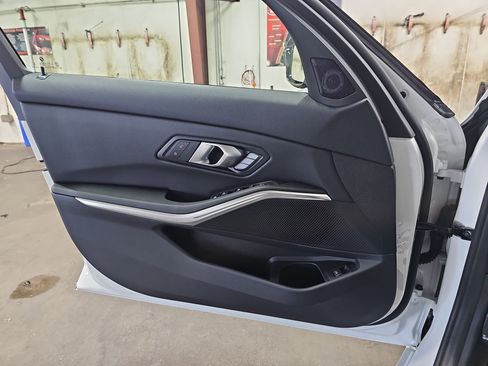 New 2026 BMW 330i Sedan w/ M Sport Package image 27