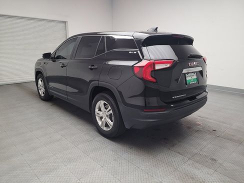Used 2022 GMC Terrain SLE image 5