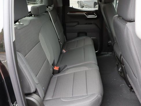 New 2026 GMC Sierra 1500 SLE RWD image 21