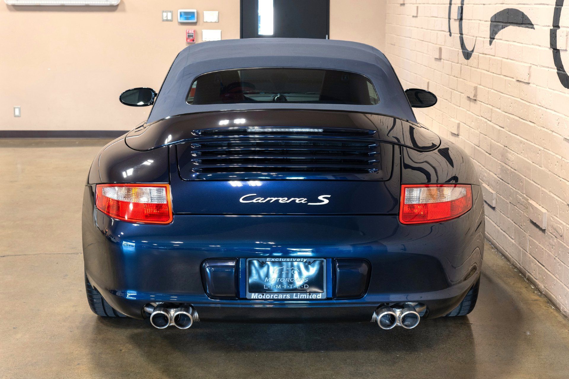 Used 2006 Porsche 911 Carrera S RWD image 8