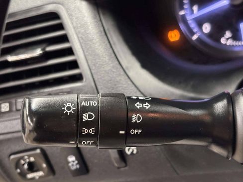 Used 2012 Lexus ES 350 FWD image 36