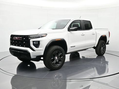 Certified 2024 GMC Canyon Elevation RWD image 1