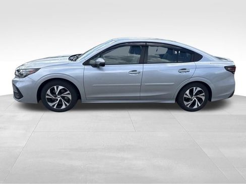 Used 2024 Subaru Legacy Premium AWD/4WD image 2
