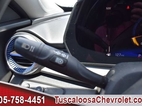 Used 2024 Chevrolet Trax LT w/ Driver Confidence Package FWD image 26