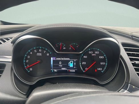 Used 2018 Chevrolet Impala LT w/ Sunroof and Spoiler Package image 25