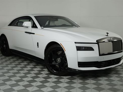 New 2025 Rolls-Royce Spectre Black Badge image 9