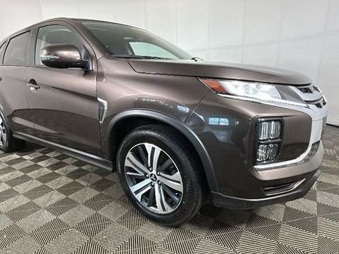 Used 2024 Mitsubishi Outlander Sport SE AWD/4WD image 2