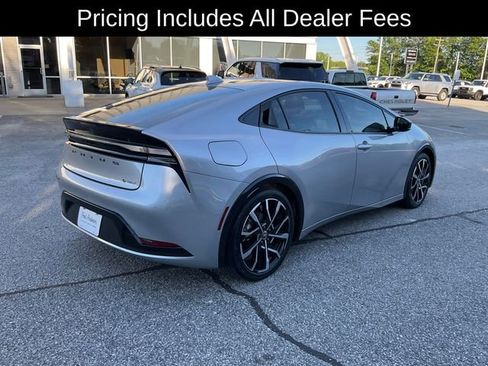 Used 2025 Toyota Prius Plug-In Hybrid FWD image 24
