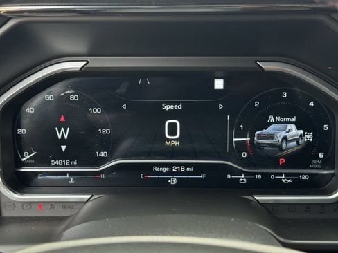 Used 2022 GMC Sierra 1500 AT4X AWD/4WD image 16