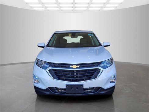 Used 2018 Chevrolet Equinox LT image 2