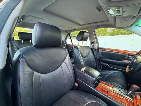 Used 2004 Lexus LS 430 RWD image 20