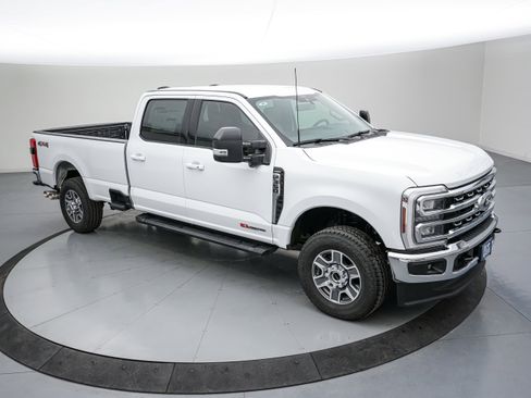 New 2026 Ford F350 Lariat image 2