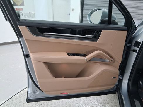 New 2026 Porsche Cayenne E-Hybrid image 20