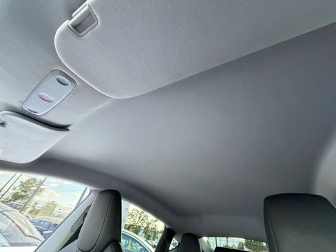 Used 2026 Tesla Model Y Long Range RWD image 40