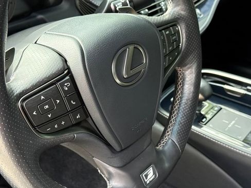 Used 2018 Lexus LS 500 F Sport w/ Performance Package RWD image 30