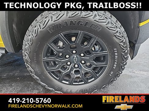 Certified 2023 Chevrolet Colorado Trail Boss w/ Technology Package image 27