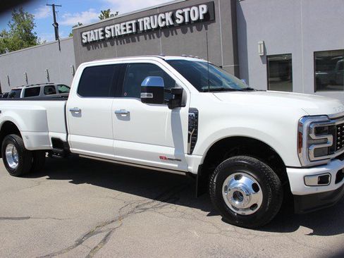 Used 2025 Ford F350 Platinum w/ Platinum Plus Package AWD/4WD image 9