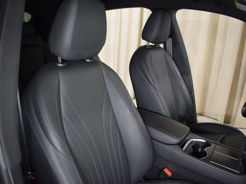 Certified 2024 Maserati Grecale GT image 24