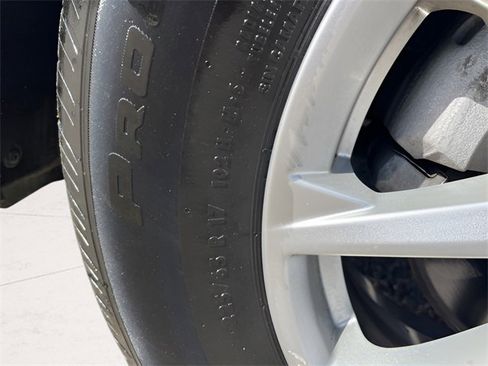 Used 2022 Chevrolet Equinox LS w/ LS Convenience Package image 12