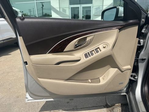Used 2016 Buick LaCrosse Premium AWD/4WD image 15
