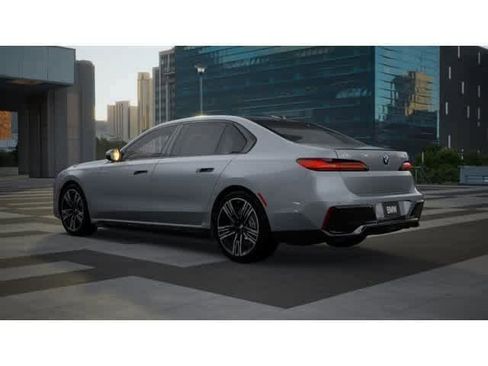 New 2026 BMW i7 eDrive50 w/ M Sport Package RWD image 2