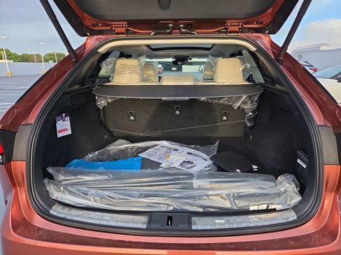 Used 2024 Lexus NX 250 FWD w/ Towing Package (2000 Lbs) image 24