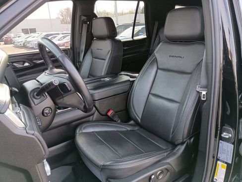 Used 2021 GMC Yukon Denali image 17