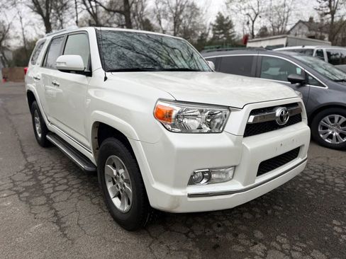 Used 2013 Toyota 4Runner SR5 w/ Convenience Pkg AWD/4WD image 3