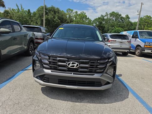 Used 2025 Hyundai Tucson SEL FWD image 8