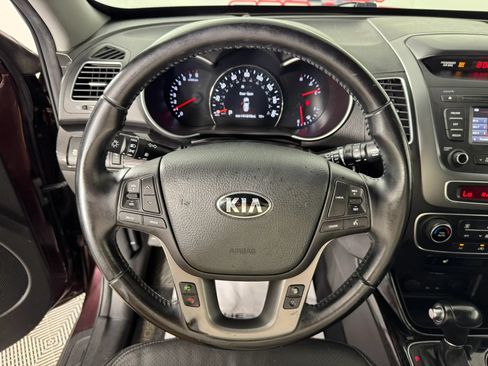 Used 2014 Kia Sorento EX AWD/4WD image 13